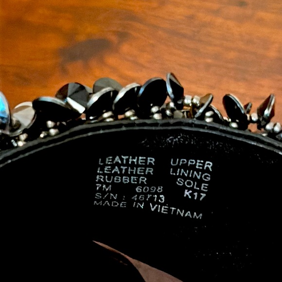 ❌SOLD❤️LIKE NEW Tory Burch sandals - Picture 7 of 7